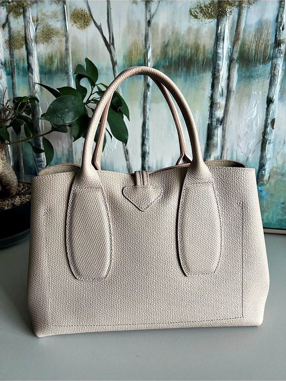 Longchamp Le Roseau Top Handle Bag Le Top Handle Leather Tote in Pink/Nude - Picture 2 of 12
